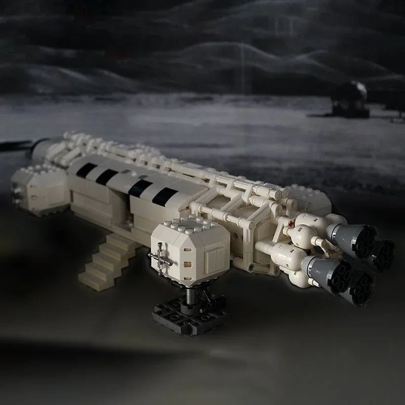 Space 1999 Eagle Spaceship Model - Ethnika-Time
