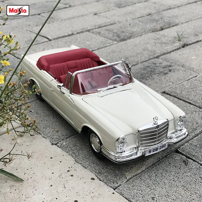 German Mercedes-Benz 280SE 1967 1:18 - Ethnika-Time